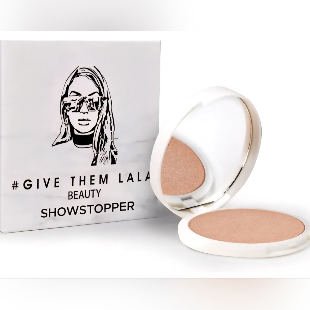 NIB Give Them Lala Showstopper Highlighter
